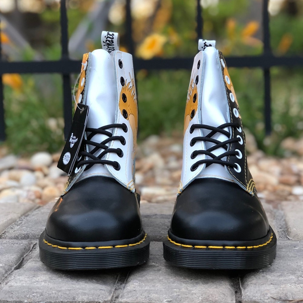 RARE DR MARTENS BEAVIS & BUTTHEAD COLORBLOCK BOOTS - Picture 2 of 6